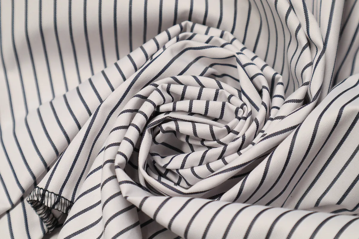 Ткань плательная полоска бело-черный  ш 1,5 (хлопок 70% пэ 30%) 