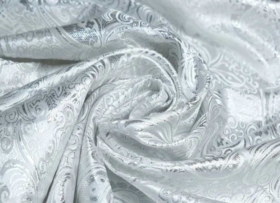 Ткань парча огурцы серебристый ш 1,45 (пэ 100%)