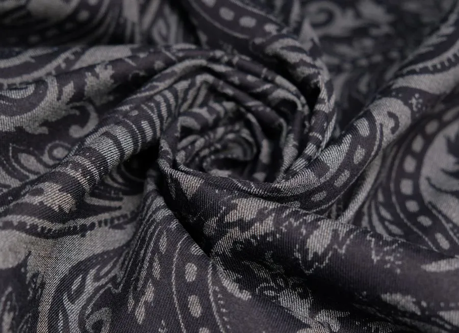 Джинса с дизайном