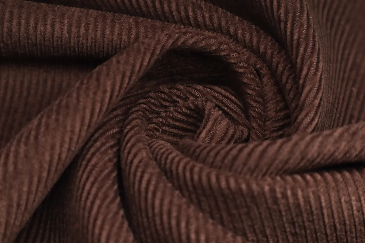Вельвет однотон. рубчик средний коричневый ш 1,6 (шерсть 45% пэ 55%)