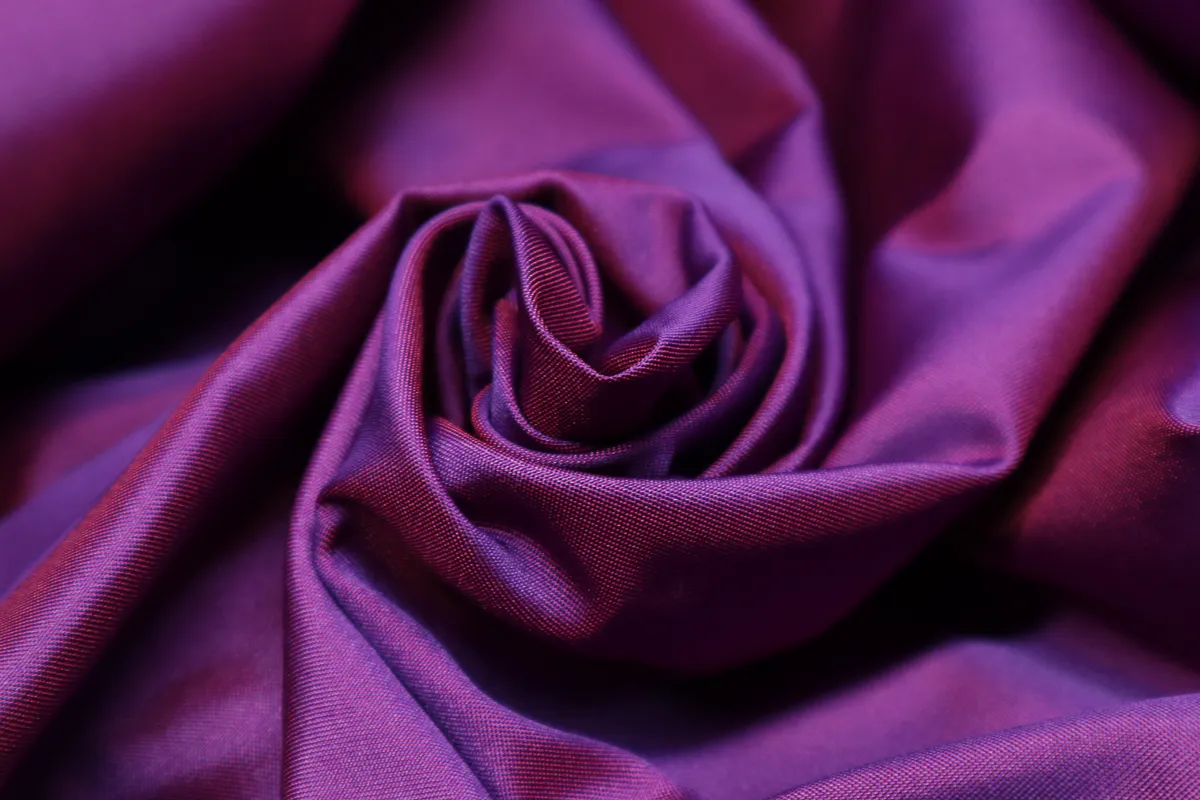 Ткань тафта VICTORY розово-фиолетовый ш 1,5 (пэ 100%)