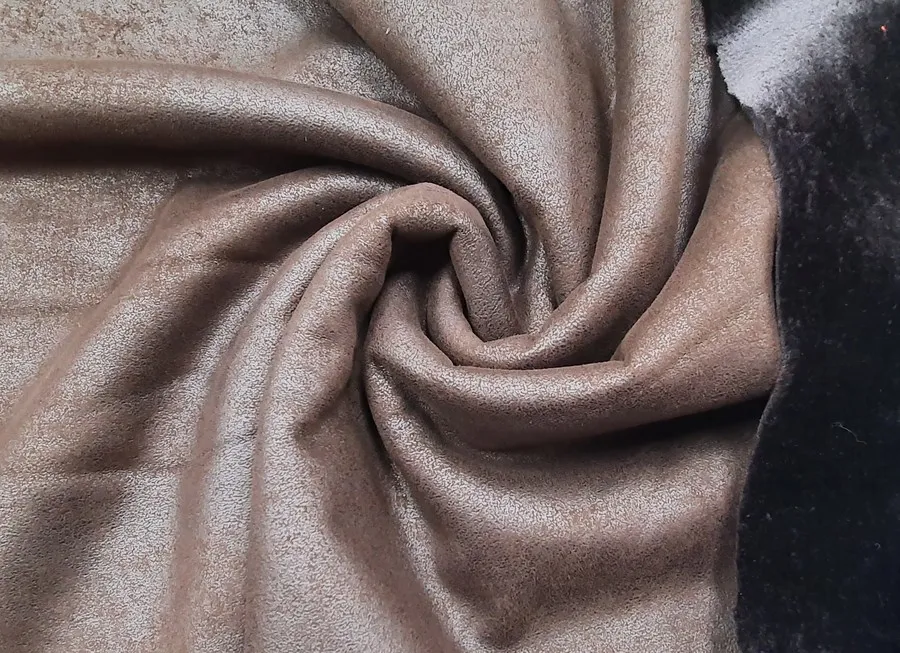 Мех дубленочный кожа-мех коричневый ш 1,5 (пэ 100%) двустороний