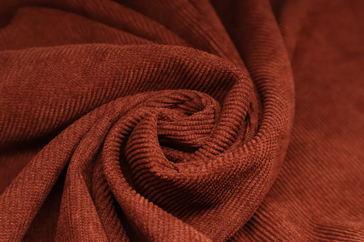 Вельвет однотон. рубчик мелкий рыжий ш 1,5 (пэ 97% эластан 3%)