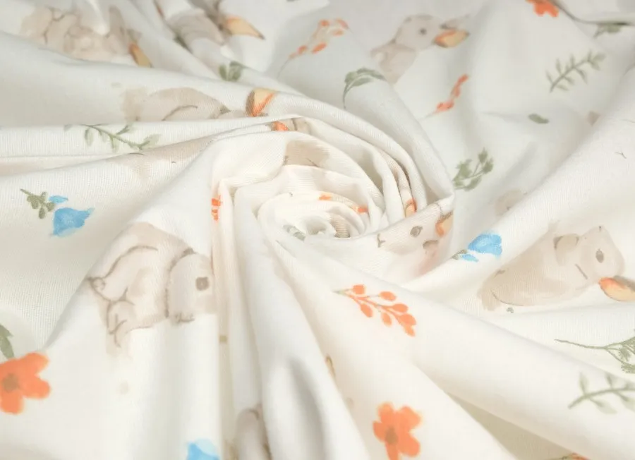 Ткань фланель зайцы белый  ш-2,3 (хлопок 100%)