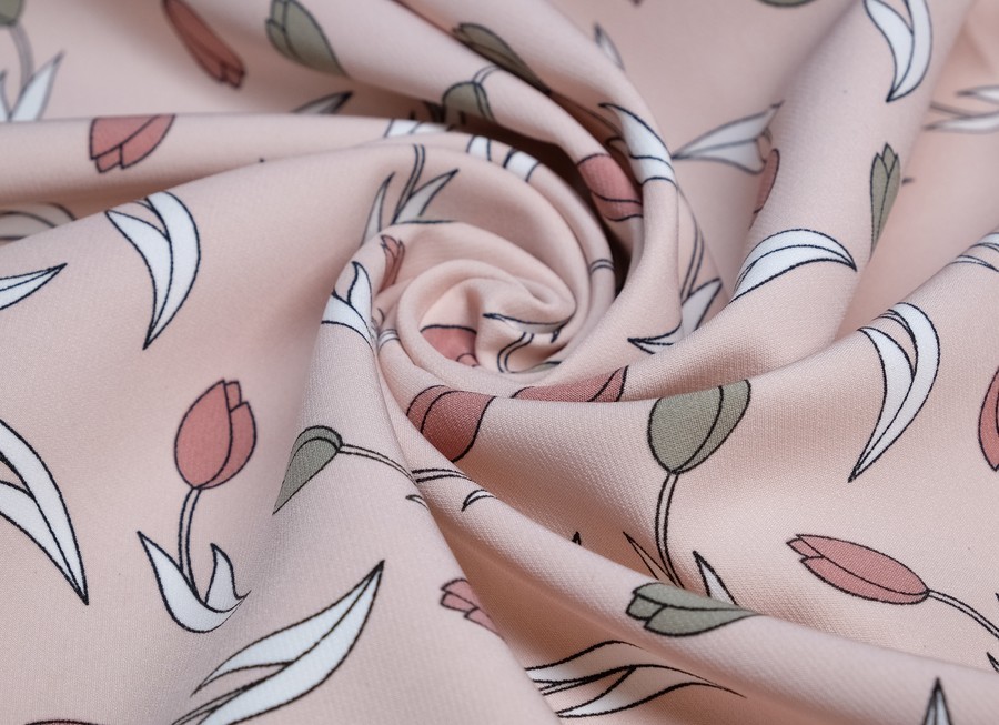 Ткань плательная тюльпаны грязно-розовый ш 1,5 (пэ 100%)