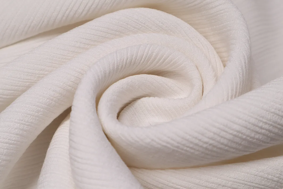 Плательная ткань белый ш 1,45 (вискоза 90% нейлон10%)