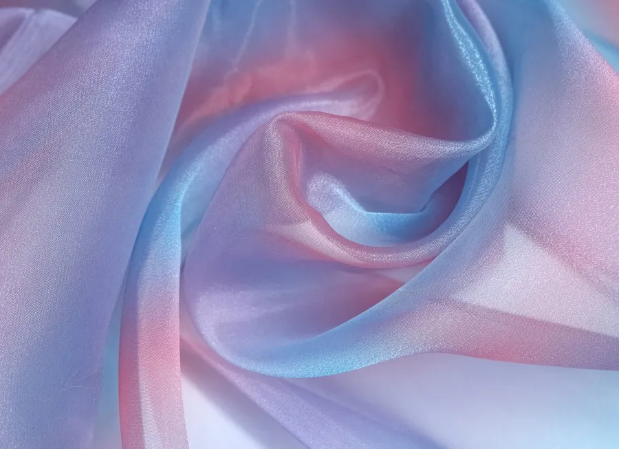 Ткань органза радуга фиолетово-розовый ш 1,5 (пэ 100%)