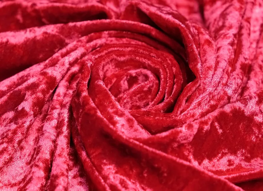 Ткань бархат однотон. красный ш 1,4 (пэ 100%)