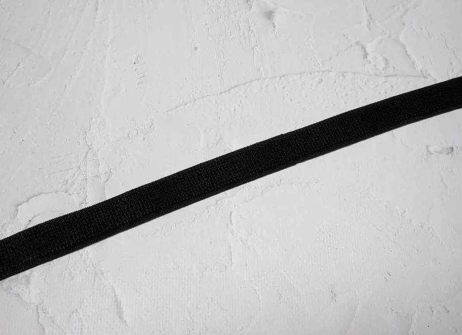 Тесьма -липучка эластичная 20мм 