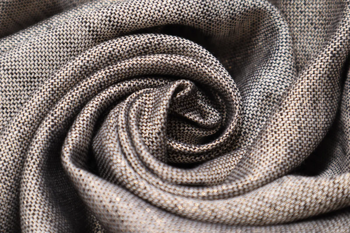 Ткань лен  с люриксом черно-золотой ш 1,45 (лен 70% люрекс 30%)