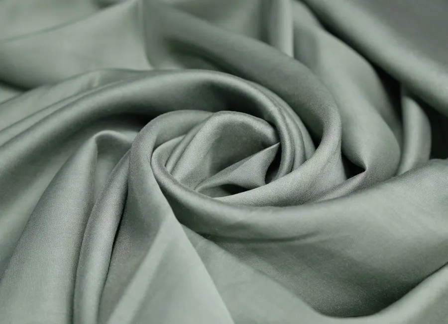 Ткань батист шелковый зеленый ш 1,5 (нейлон 30% хлопок 70%)