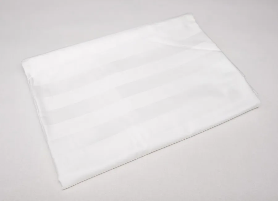 Простыня сатин страйп белый хлопок 100% (200*250)