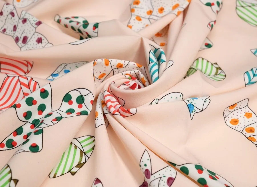 Костюмные ткани смесовые с принтом