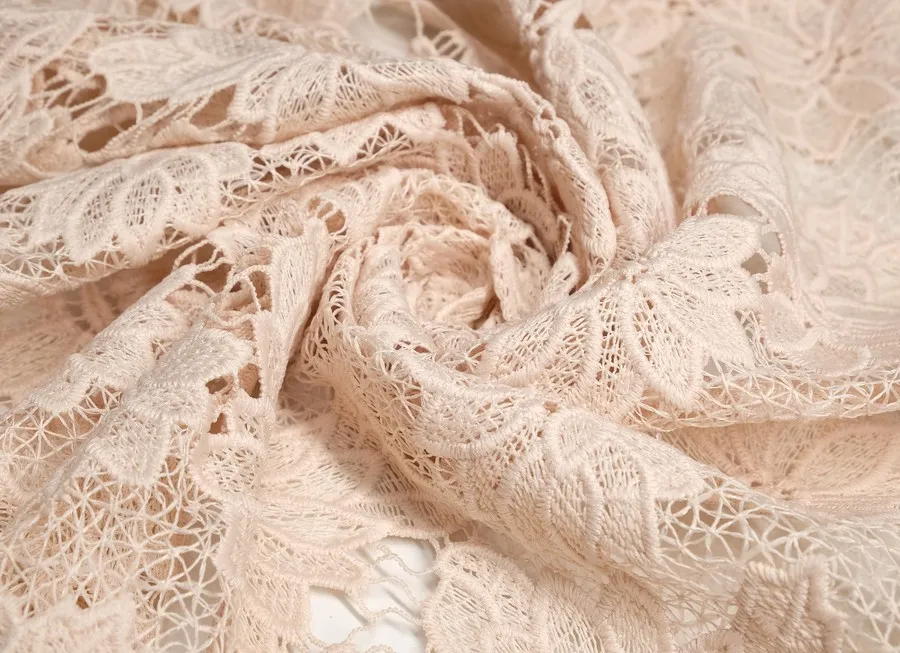Ткань кружевное полотно бежевый ш 1,3 (пэ 100%) 
