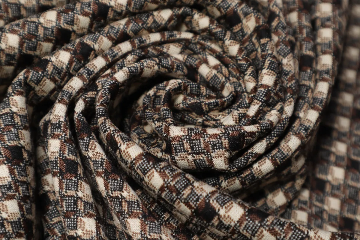 Ткань трикотаж жаккард бежево-коричневый ш 1,65 ( вискоза 17% пэ 80% эластан 3% )