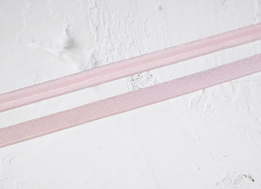 Тесьма  на брительки с силиконом пудра 10мм