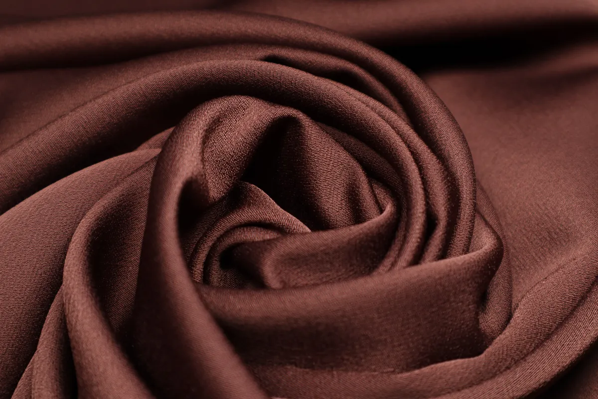 Ткань костюмно-плательная однотон. креп шоколад ш 1,5 ( пэ 100%)