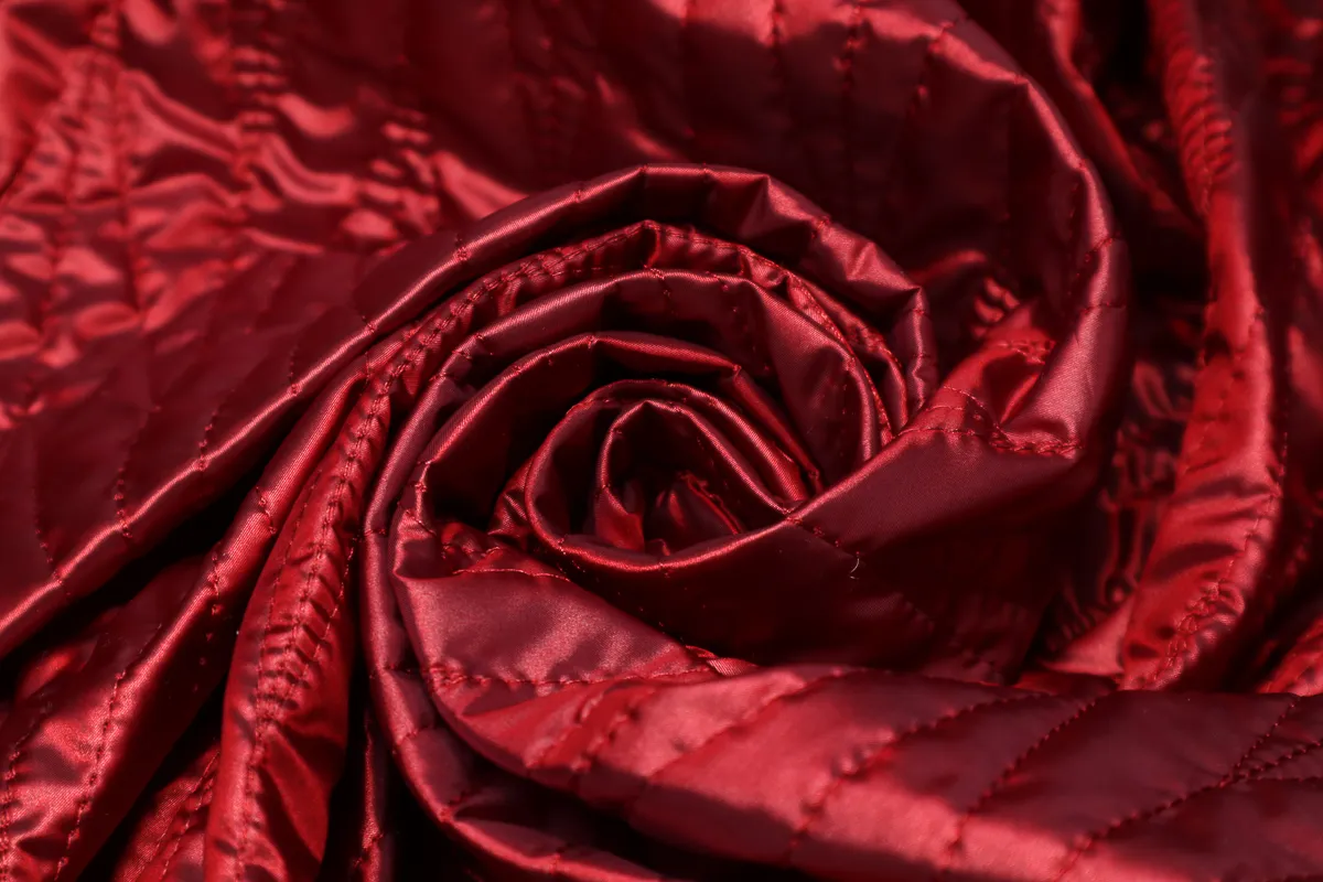 Плащевка однотон. зиг-заг бордовый ш 1,45 (пэ 100%)