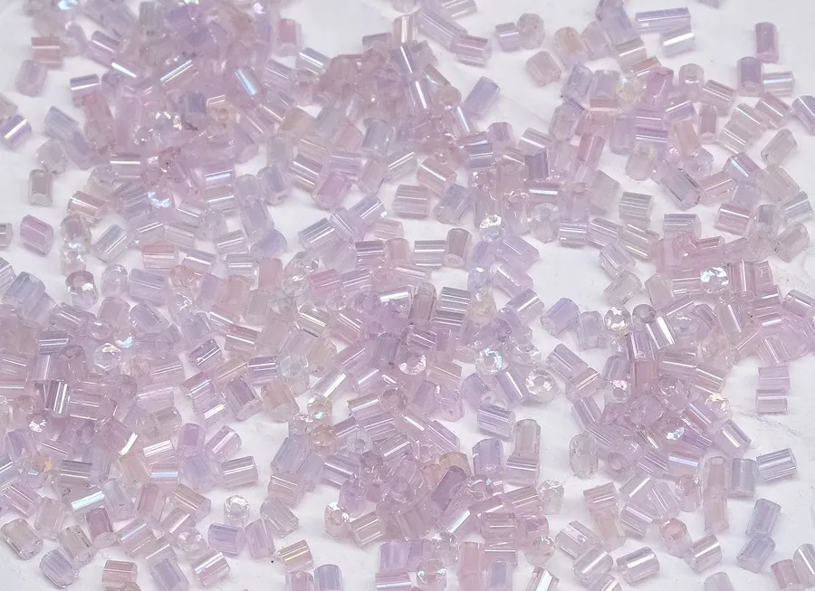 Стеклярус цветной (в ассортименте)