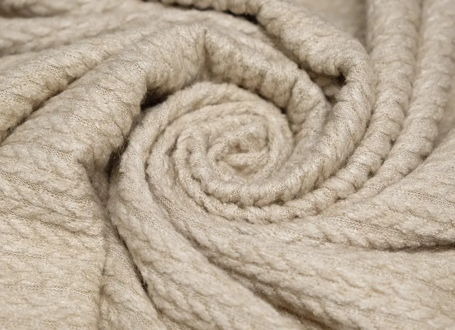 Ткань трикотажное полотно косичка светло-бежевый ш 1,2 (вискоза 72% нейлон 13% пэ 15%) 