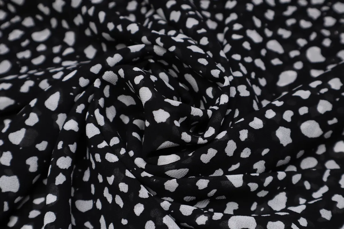 Ткань шифон леопард черный ш 1,5 (пэ 100%)