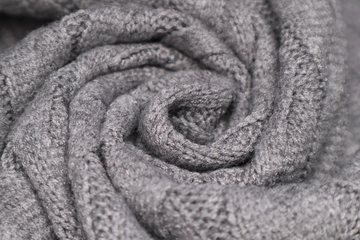 Ткань трикотаж косичка серый ш 1,1 (вискоза 70% нейлон 10% акрил 20%) 