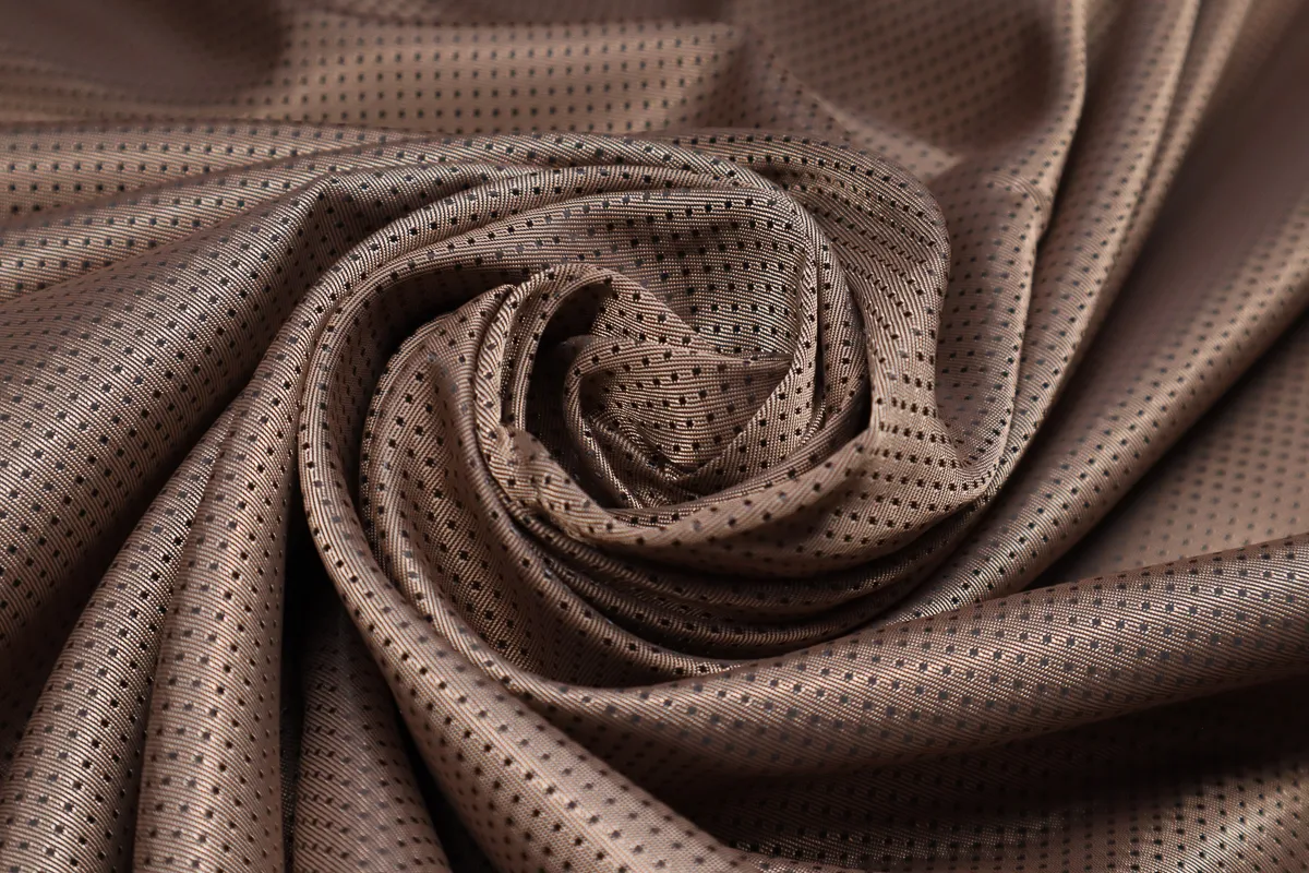 Ткань подкладочная точки т.бежевый ш 1,5 (пэ 100%)