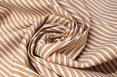 Ткань плательная полоска узкая коричнево-белый ш 1,45 (хлопок 75% нейлон 21% эл 4%) Ткань плательная полоска узкая коричнево-белый ш 1,45 (хлопок 75% нейлон 21% эл 4%)