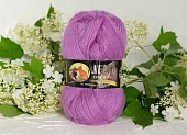 Пряжа Angora кролик фиолетовый (100гр 500м) (акрил 60% кролик 40%) Пряжа Angora кролик фиолетовый (100гр 500м) (акрил 60% кролик 40%)