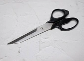 Ножницы портновские с черной ручкой длинна 23см