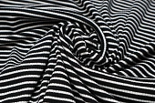 Ткань трикотаж резинка-лапша черно-белый ш 1,6 (хлопок 20% пэ 80%) Ткань трикотаж резинка-лапша черно-белый ш 1,6 (хлопок 20% пэ 80%)